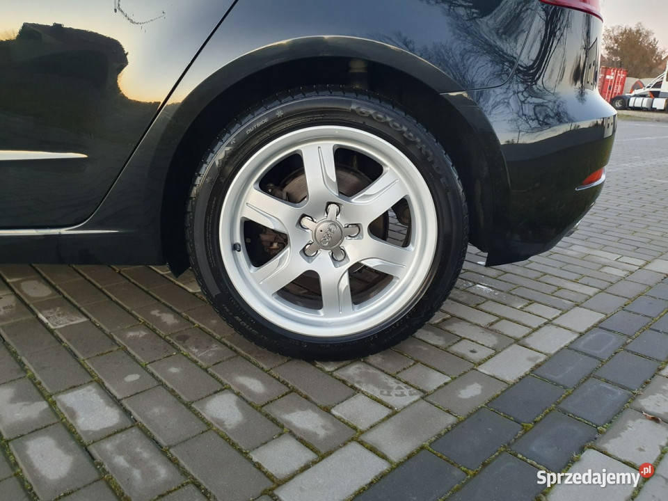 Audi A3 Sportback 20tdi 150 S Tronic 2017r 4/5 Strobice sprzedam