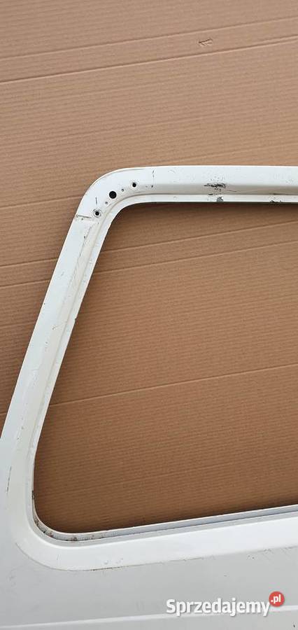 VOLVO FH DRZWI LEWE części blacharskie Bieleń