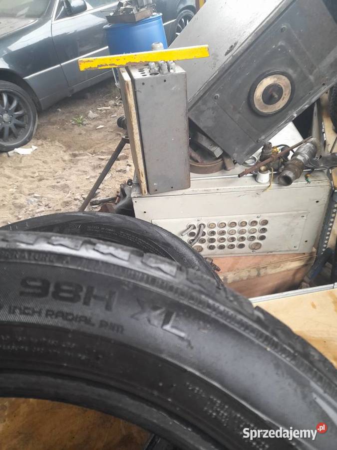 Opony Nokian 225x50 R17 Opony