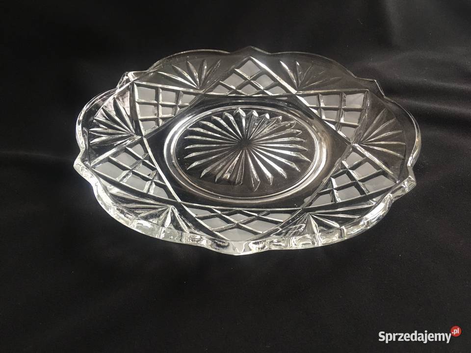 PRL Hortensja stara patera talerz matowe szkło Kołobrzeg