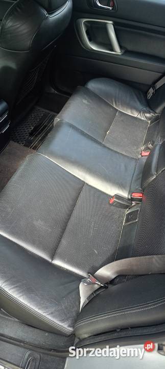 Sprawdzam Subaru legacy 4 25 benzyna 4x4