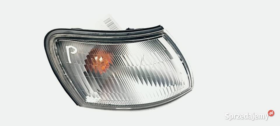 KIERUNKOWSKAZ PRAWY TOYOTA CARINA Lipno