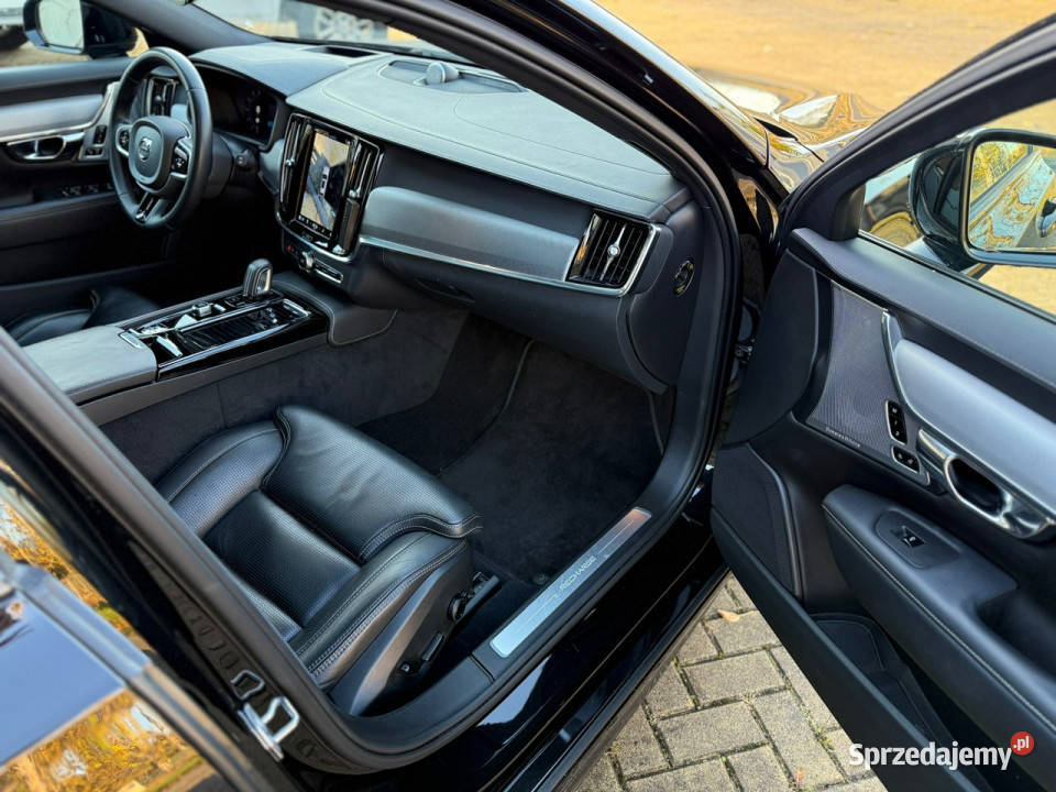 Volvo V90 Volvo V90 T8 AWD PlugIn Hybrid RDesign Tarnowskie Góry