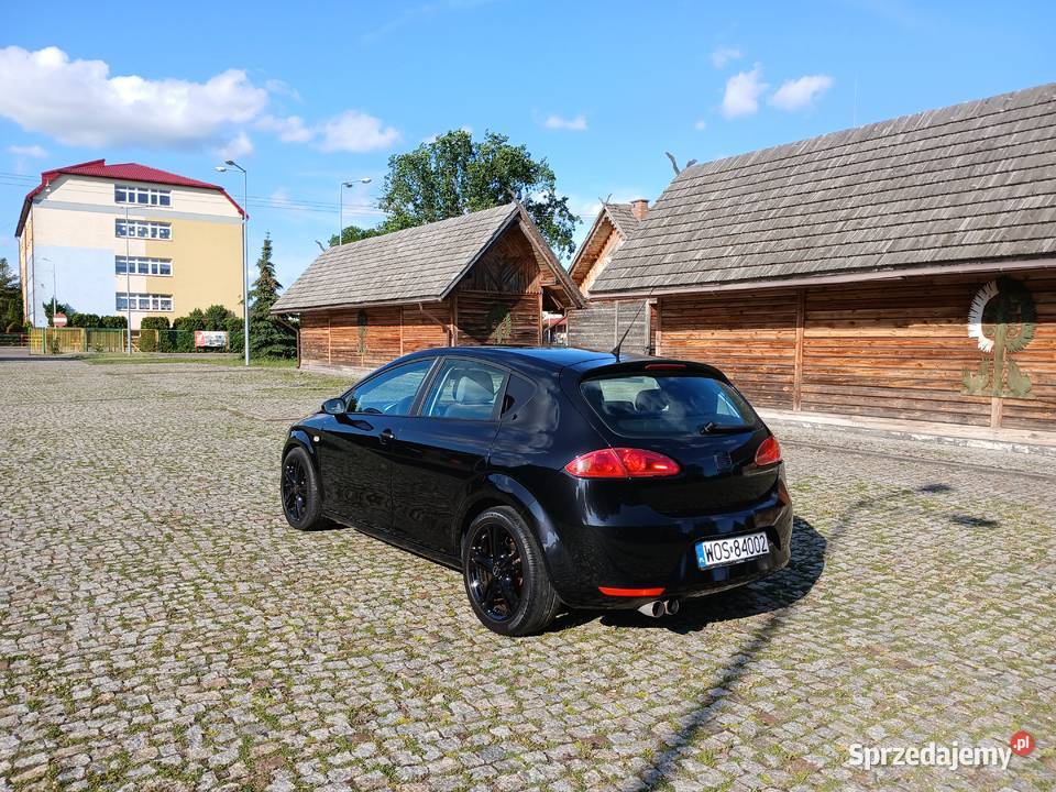 Seat Leon 16 MPI 102 2006 Myszyniec