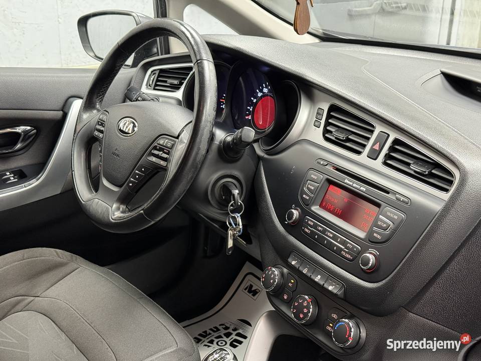 16 Benzyna niski przebieg 154 GWARANCJA Rok produkcji 2012 Cee'd wielkopolskie