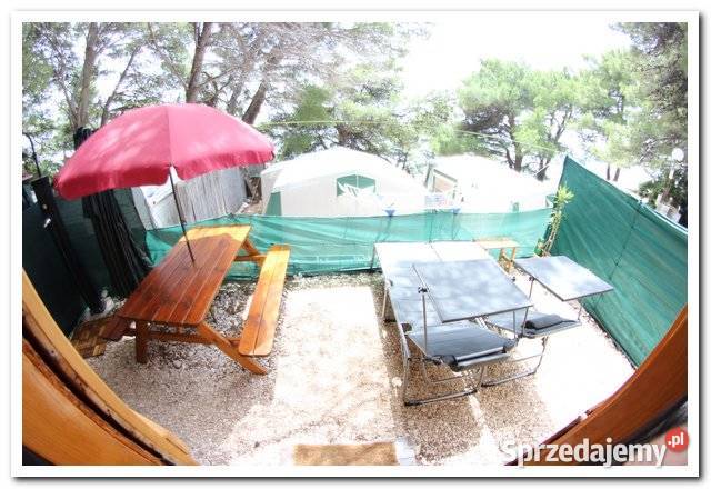 Wyjątkowo położona przyczepa kempingowa w Nieruchomości Warszawa sprzedam