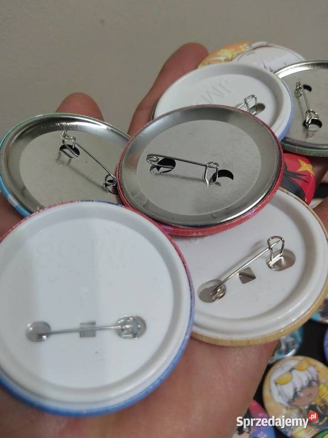 Przypinki anime komplet 107 Pozostałe sprzedam