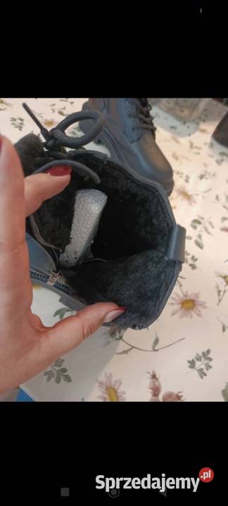 Nowe ocieplane futerkiem buty damskie zimowe 41 skóra ekologiczna Nowy Dwór Mazowiecki