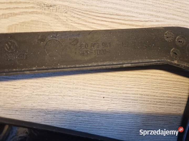Wspornik dyszy spryskiwacza VW Passat B636 Zderzaki Kwilcz