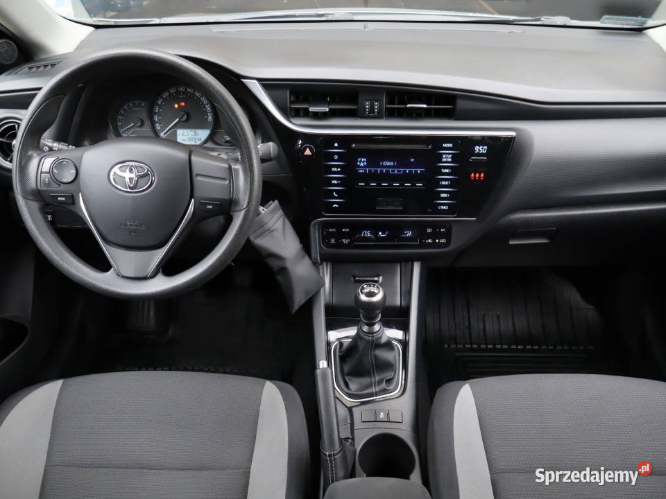Toyota Auris 16 Valvematic srebrny Katowice