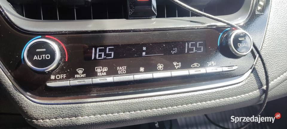 Toyota Corolla 18 Hybryda 33 Bogata Wersja Kraków sprzedam