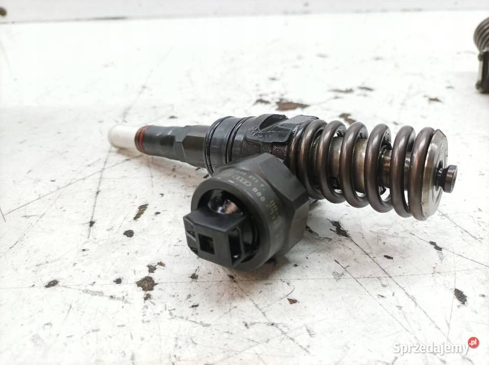 POMPOWTRYSKIWACZ 038130073F 19 TDI VW Volkswagen sprzedam