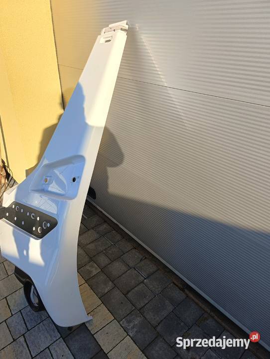 Narożnik tył prawy Kamper Dethleffs 2022r