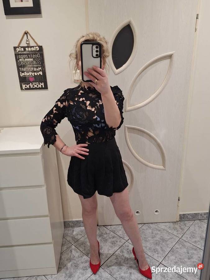 Czarny koronkowy kombinezon 36 Pozostałe