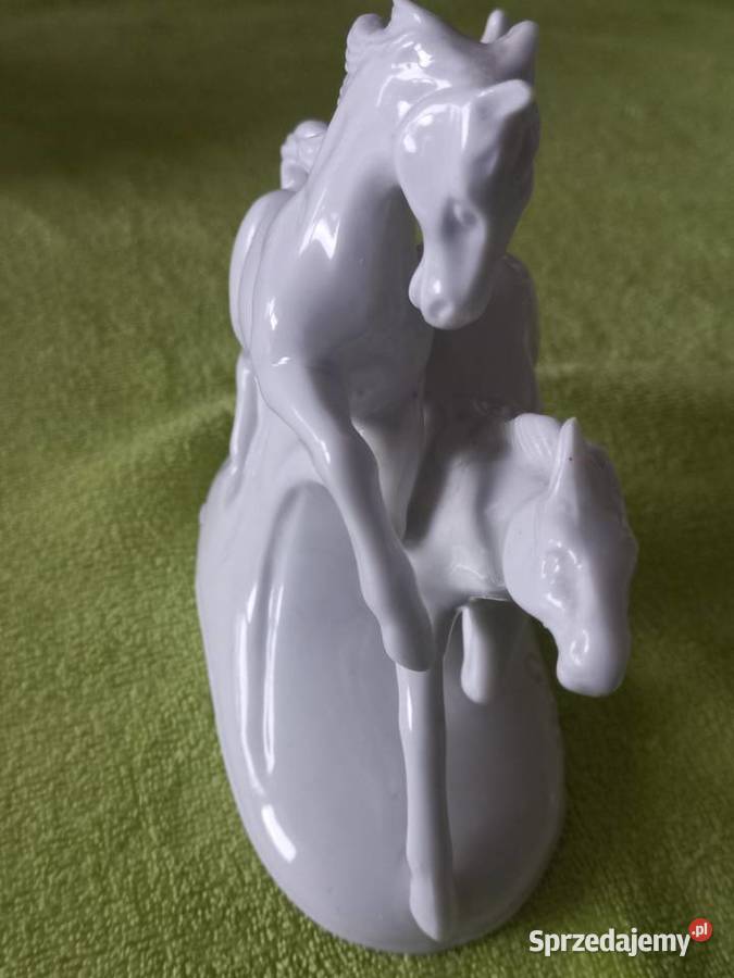 Figurka porcelanowa Konie Grafenthal kujawsko-pomorskie Toruń