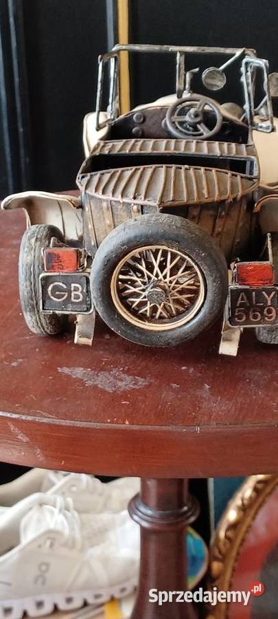 model samochodu kolekcjonerski RollsRoyce Luboń