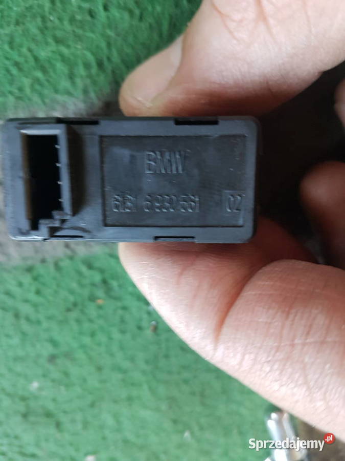 MINI R50 R56 BMW GNIAZDO AUX 6930561 deski rozdzielcze, konsole Turek sprzedam