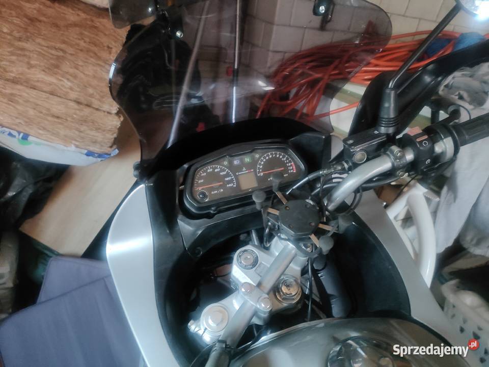 Honda Varadero 125 125cm3 Obrocz