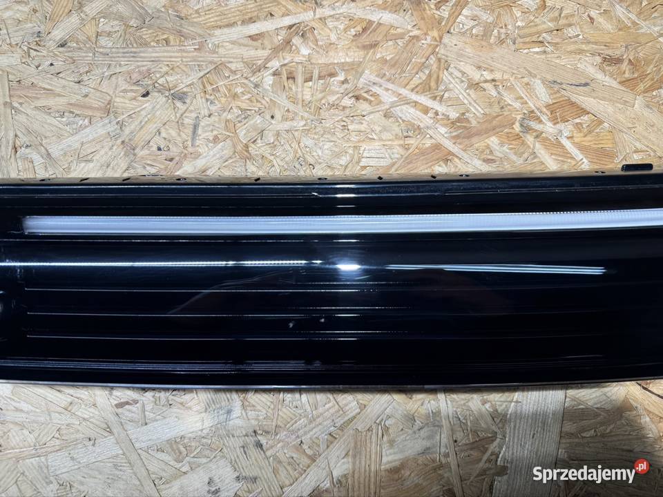 Lewy led grilla atrapy Tiguan 3 III 571 Światła do jazdy dziennej DRL Sieraków