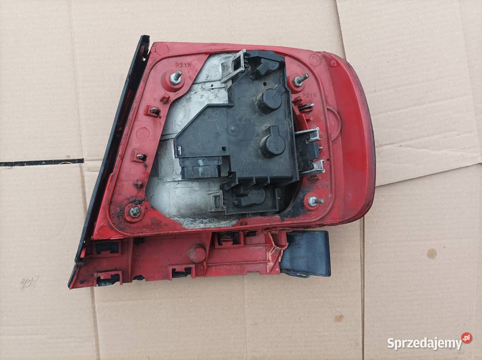 Lampa tylna lewa Audi a4 b5 Sedan LIFT lz5l mazowieckie Radom