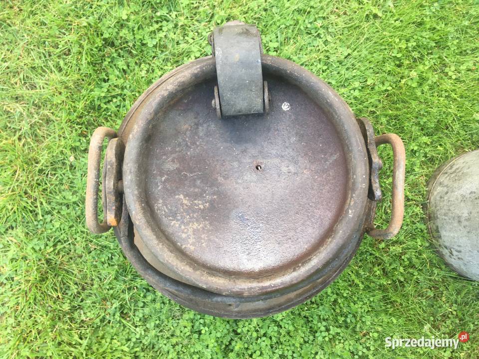 Działka ogród dekoracja kanka bańka