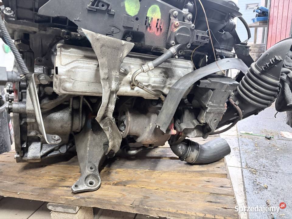 Silnik BMW n47d20c 20 diesel
