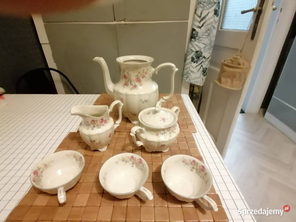 Zestaw porcelany z lat 2030 firmy C T Tielsch Kraków