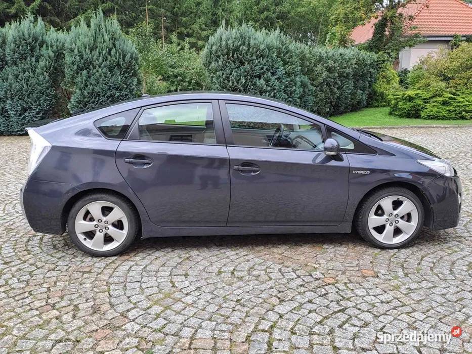 Toyota Prius 2010 Hybryda LPG Automat bluetooth Głogów