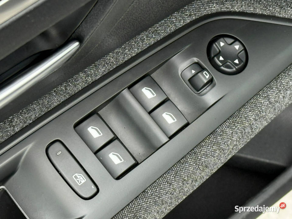 Peugeot 3008 12T 130