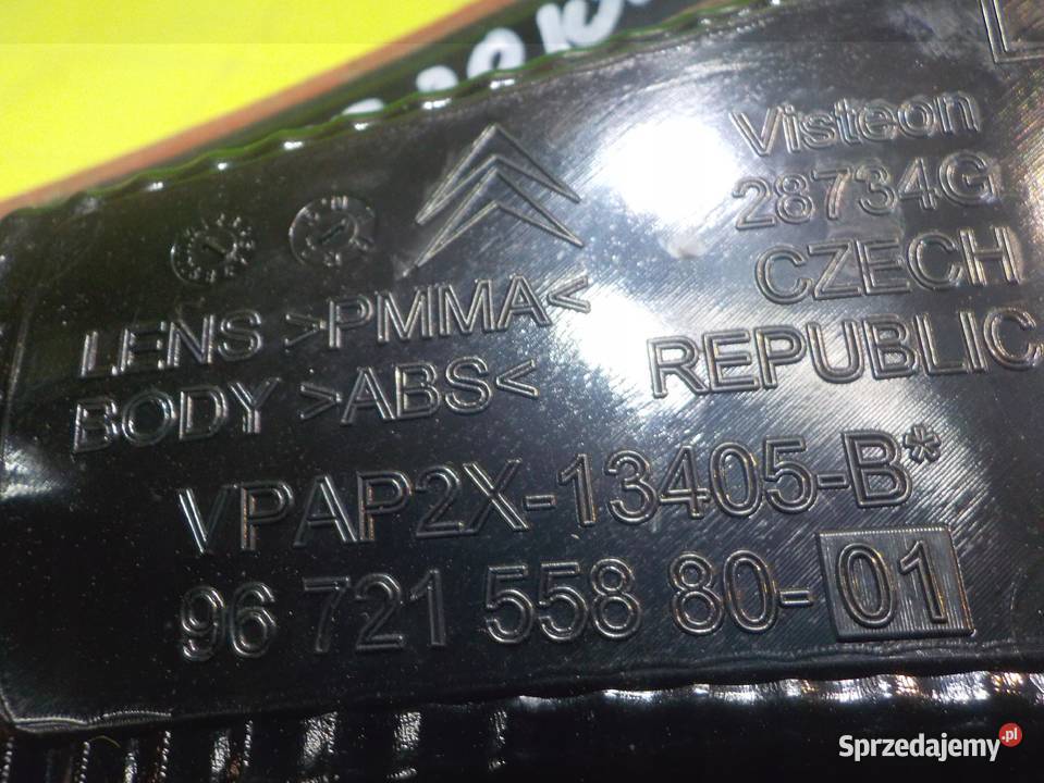 CITROEN C4 B7 II 16 EHDI 12r lampa lewa tyl w