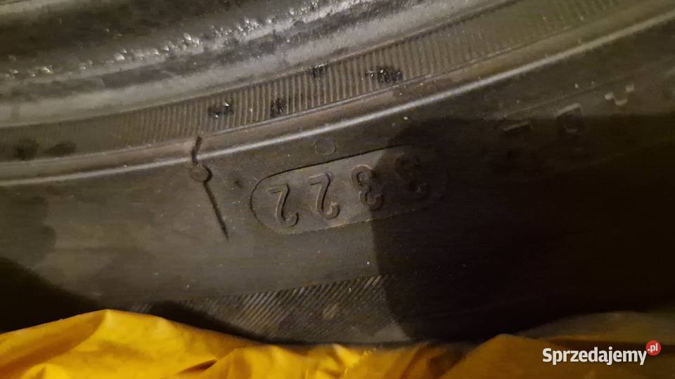 Nexen opony zimowe 215 50 r17 jednym sezonie Łąck