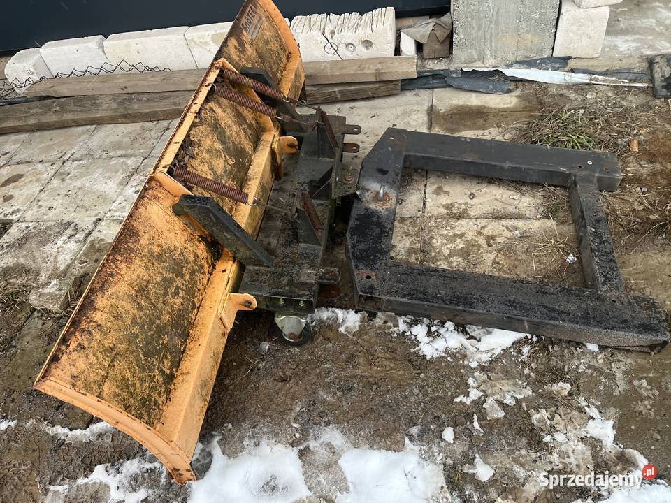 Plug do śniegu SNUTEC skrętny do wózka ładowark Wierzbna sprzedam