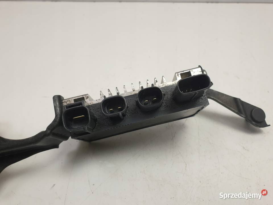 Toyota Land Cruiser 150 30 D4D STEROWNIK ŚWIEC osobowe Janów