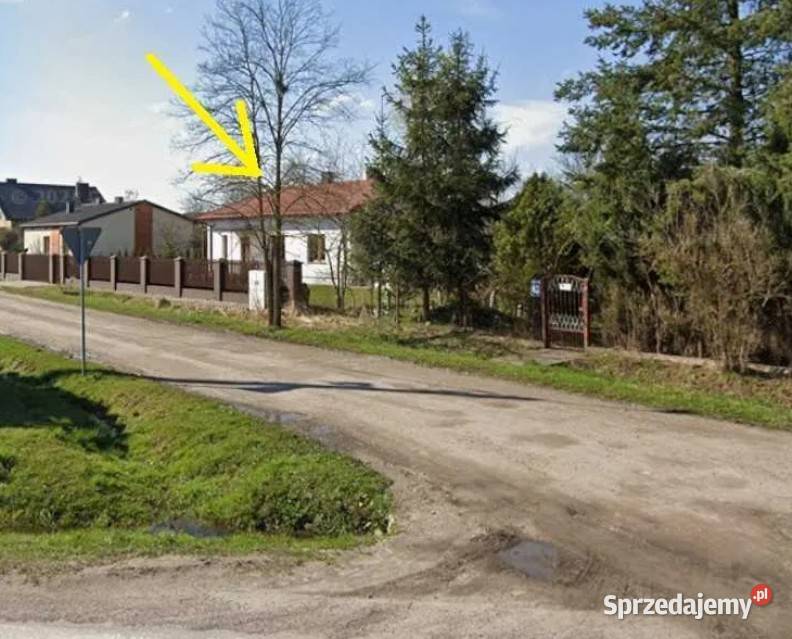 Działka z domem i budynkiem gospodarczym Sięganów