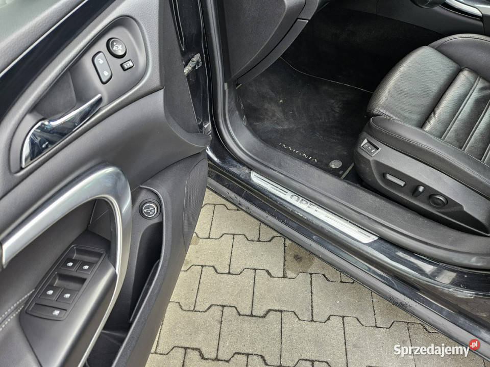 Opel Insignia Sports Tourer Radar Panorama asystent pasa ruchu