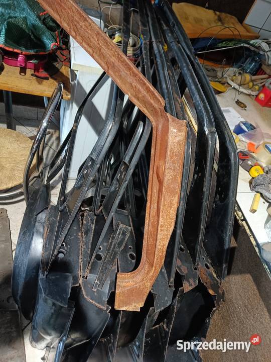 Słupek zewnętrzny fiat 126p Siepraw