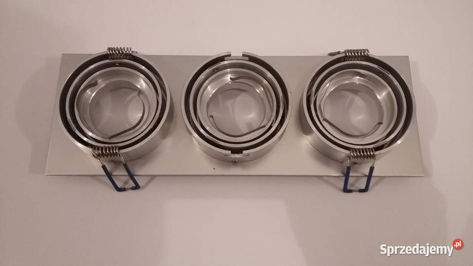 Lampa wpuszczana do sufitu podwieszanego Oświetlenie