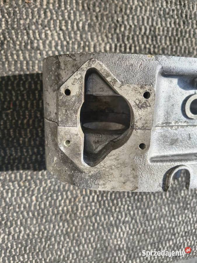 Połówki kartery silnik Komar Ryś komar MR230 Rzeszów sprzedam