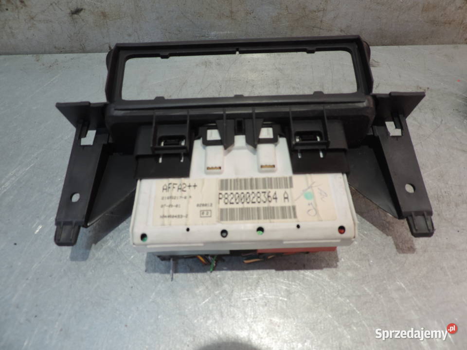WYŚWIETLACZ EKRAN RENAULT CLIO II P8200028364A Nowy Sącz