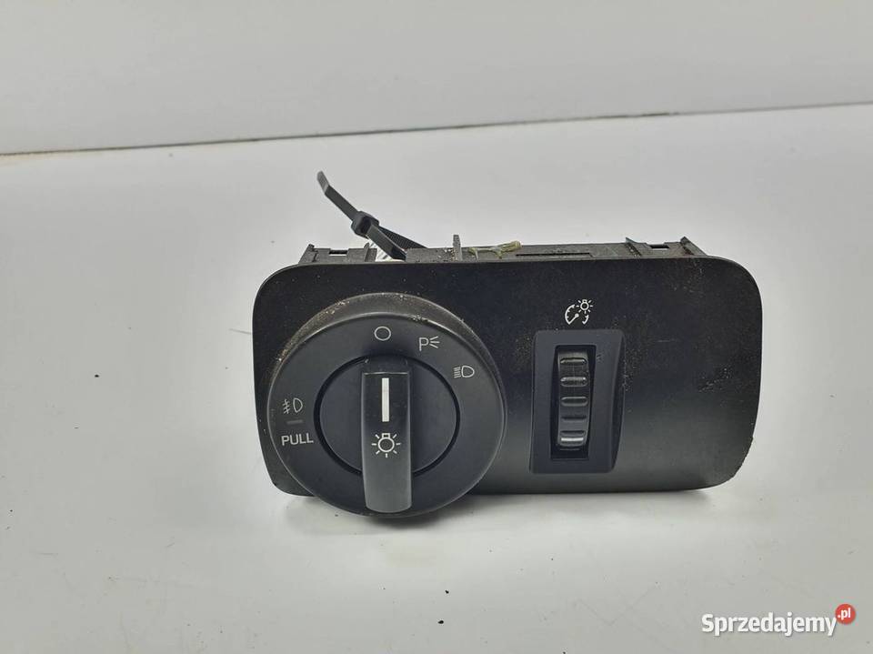 WŁĄCZNIK ŚWIATEŁ FORD MUSTANG GT 7R3T14K147 kujawsko-pomorskie