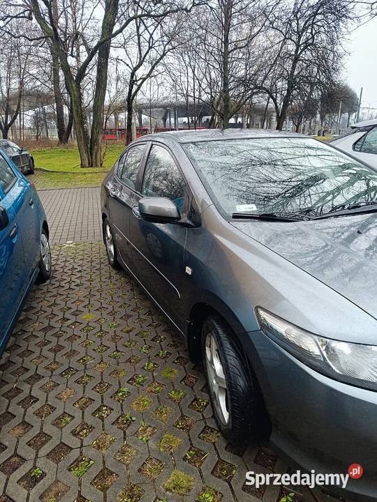 Sprzedam Hondę City 2009 Rok produkcji 2009 Katowice