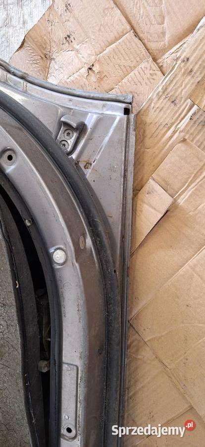 Drzwi prawy tył BMW E38