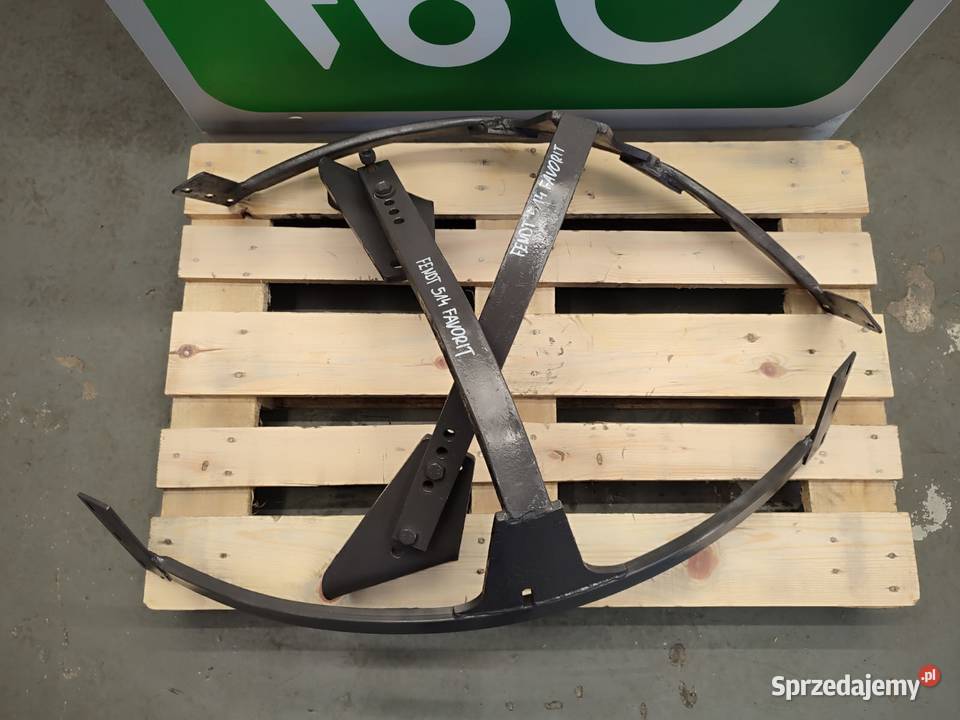 Stelaż błotnika Fendt 514 Favorit Wilkowo sprzedam