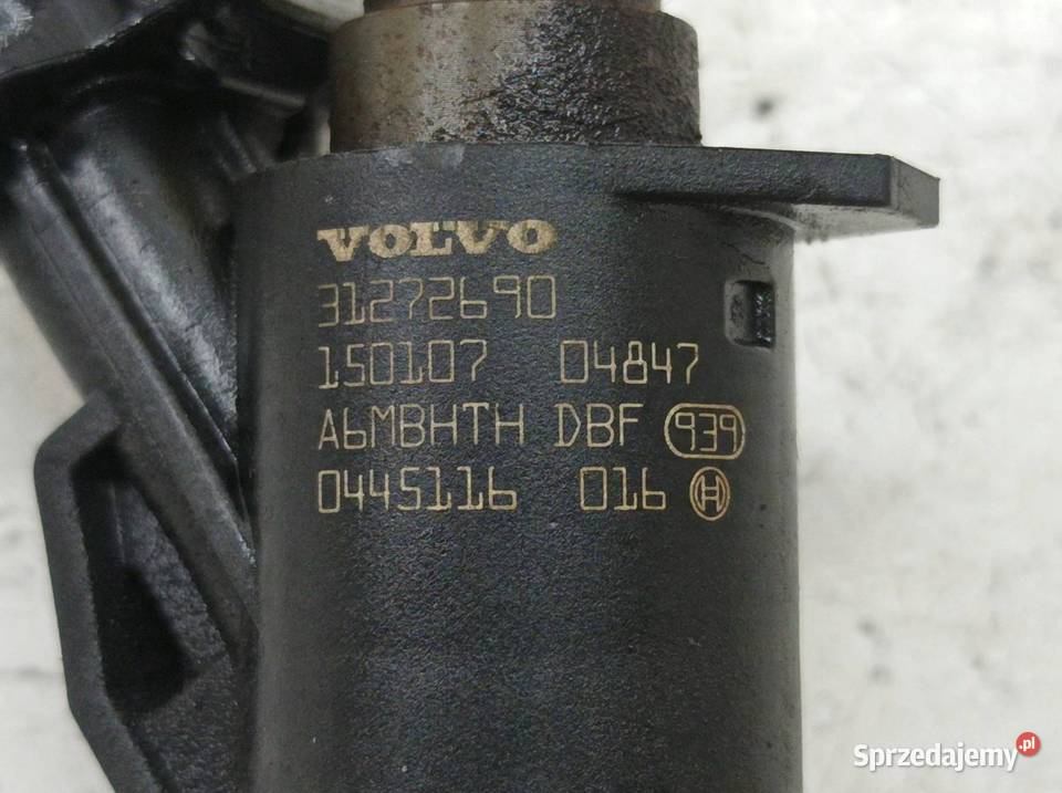 WTRYSKIWACZ 31272690 0445116016 24 D Volvo XC 70 osobowe Wtryskiwacze
