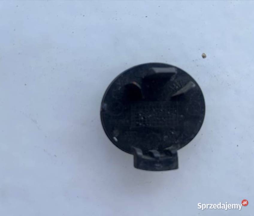 AUDI A1 ZAŚLEPKA HAKA ZDERZAKA PRZÓD 8X0807241A osobowe Pozostałe
