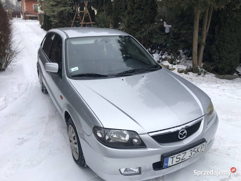 Mazda 323F 2002r 101KM