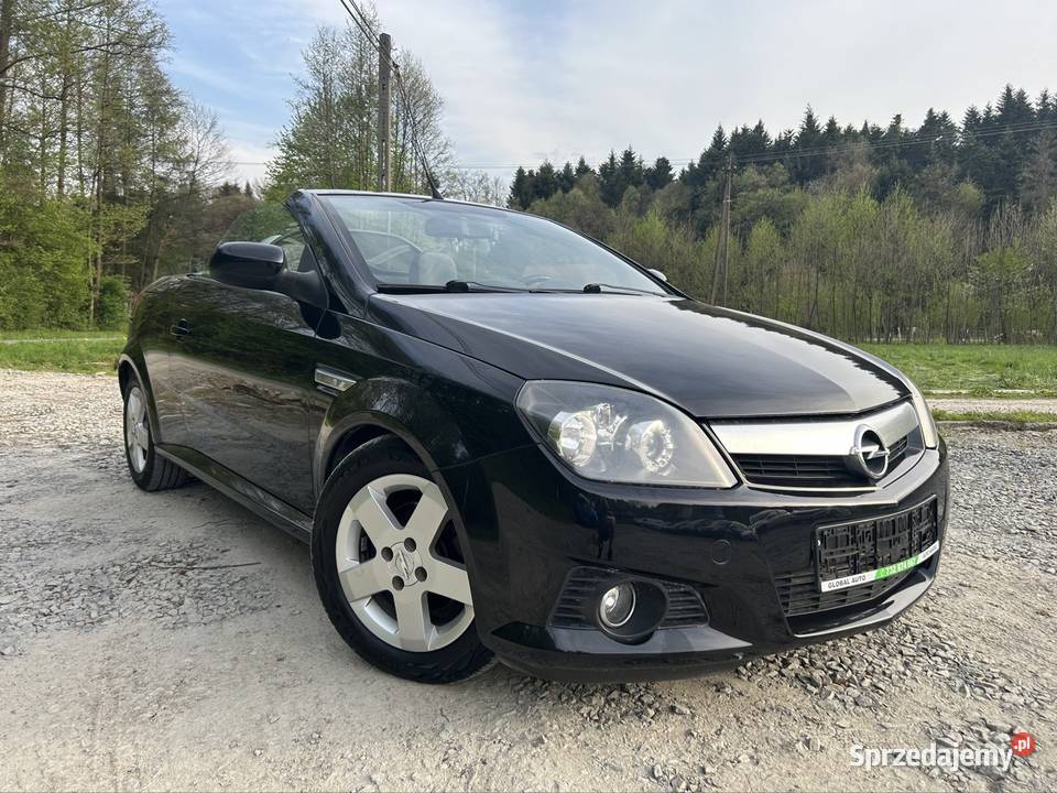 Opel Tigra 18 Benzyna Klimatyzacja Bezwypadkowy światła przeciwmgielne Czudec