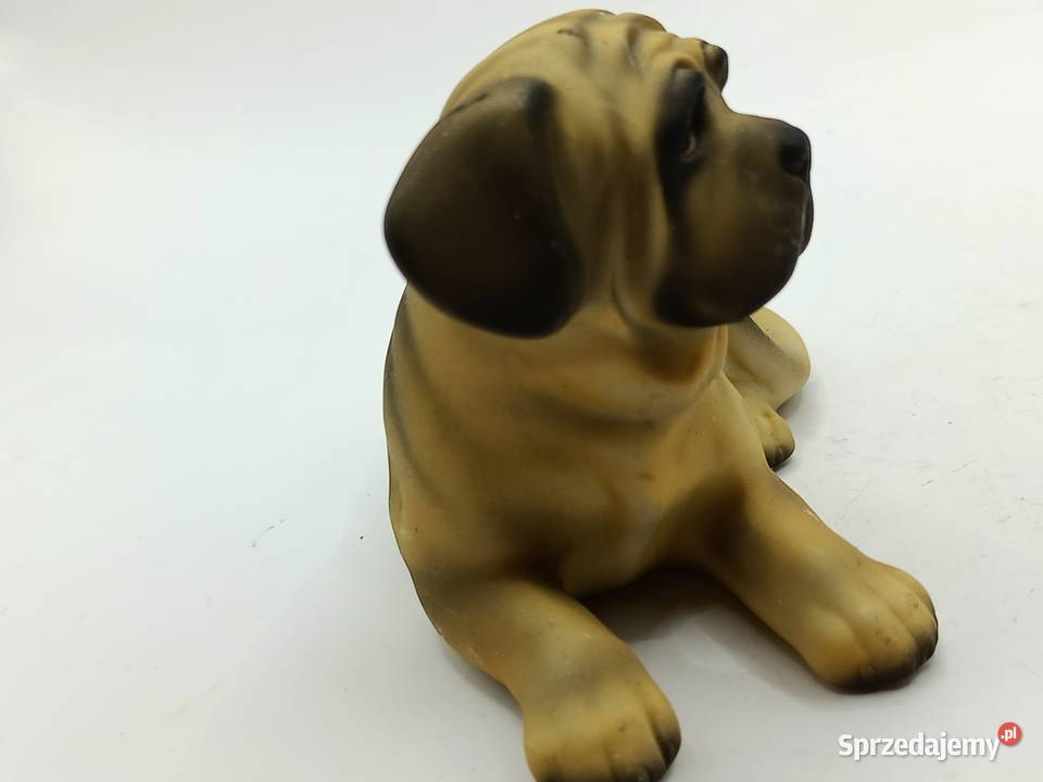 Figurka pies mastif angielski porcelana STILIA Zamość