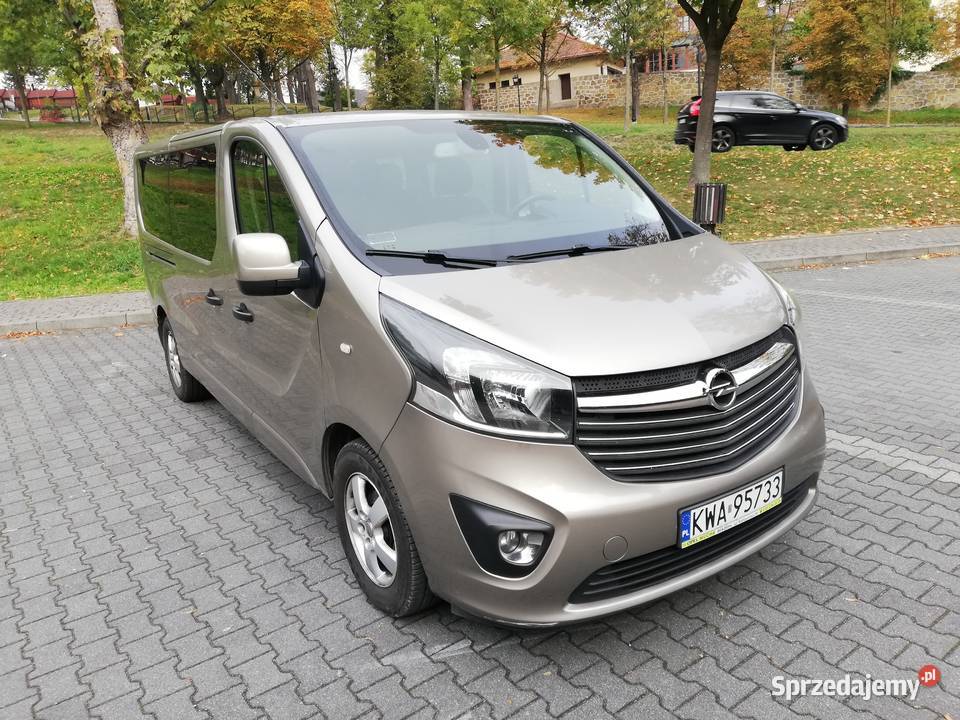 Opel Vivaro II 16 145 LongSalon centralny zamek małopolskie Kalwaria Zebrzydowska