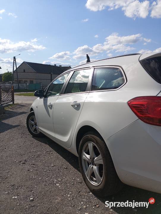 Sprzedam opla astrę J model Polift 2012 Sośno